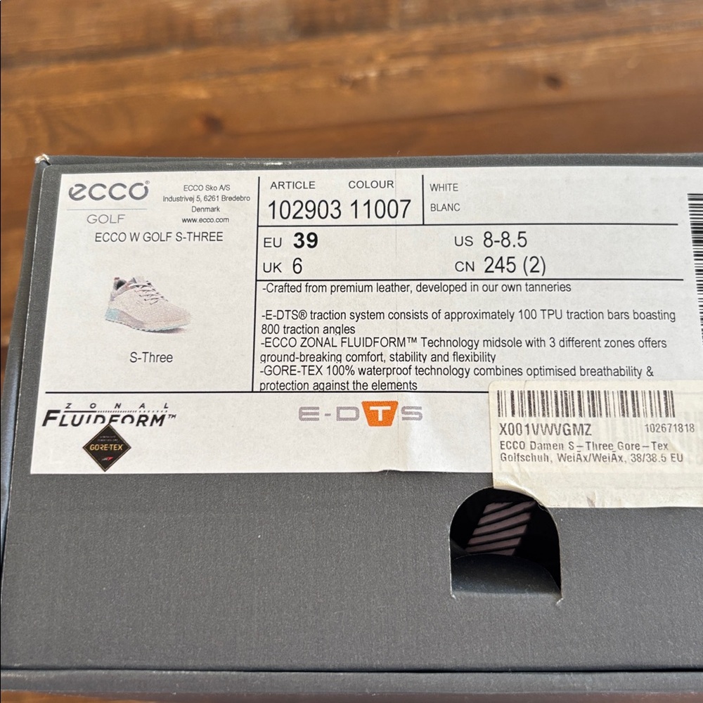 Ecco Women’s Golf shoe - Picture 3 of 3